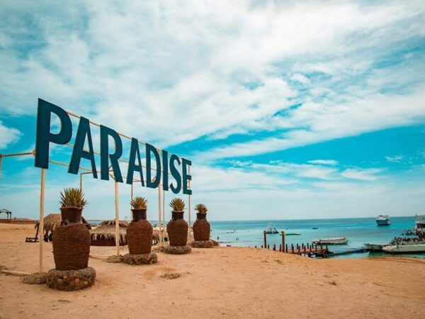 Full Day Trip To Paradise Island